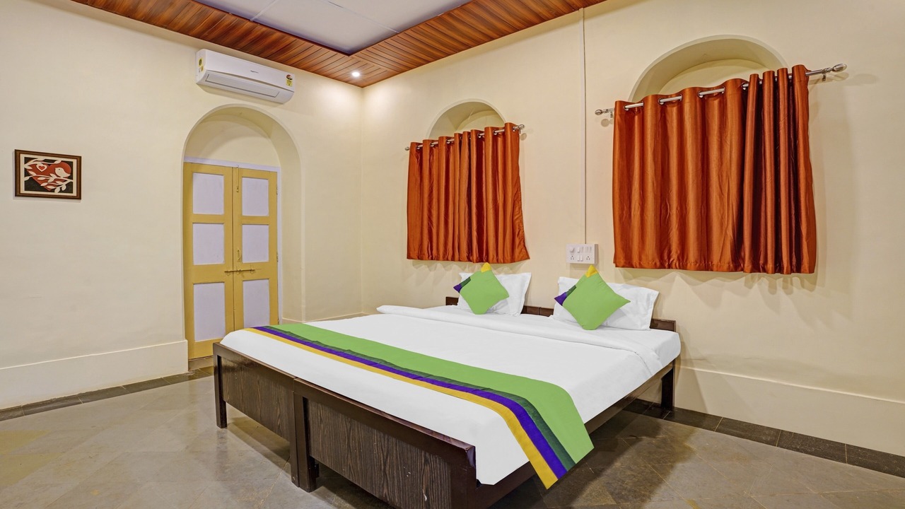 Photo of Bedroom in Matheran