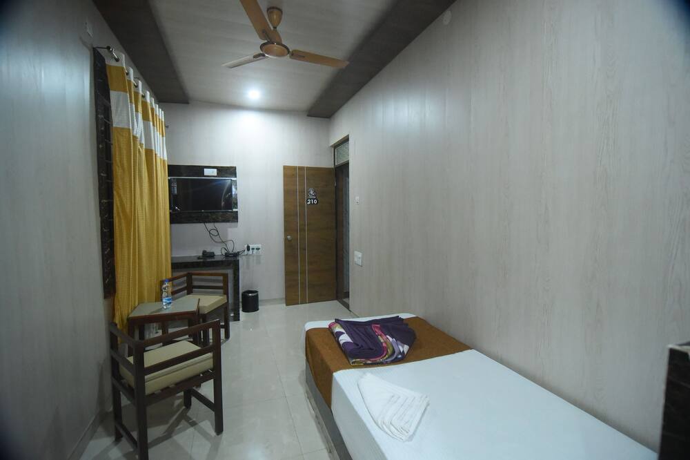 Photo of Bedroom in Davanagere