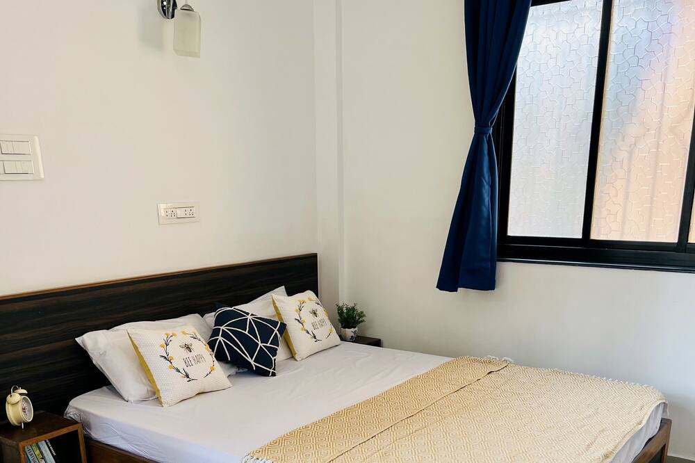 Photo of Bedroom in Sainagar