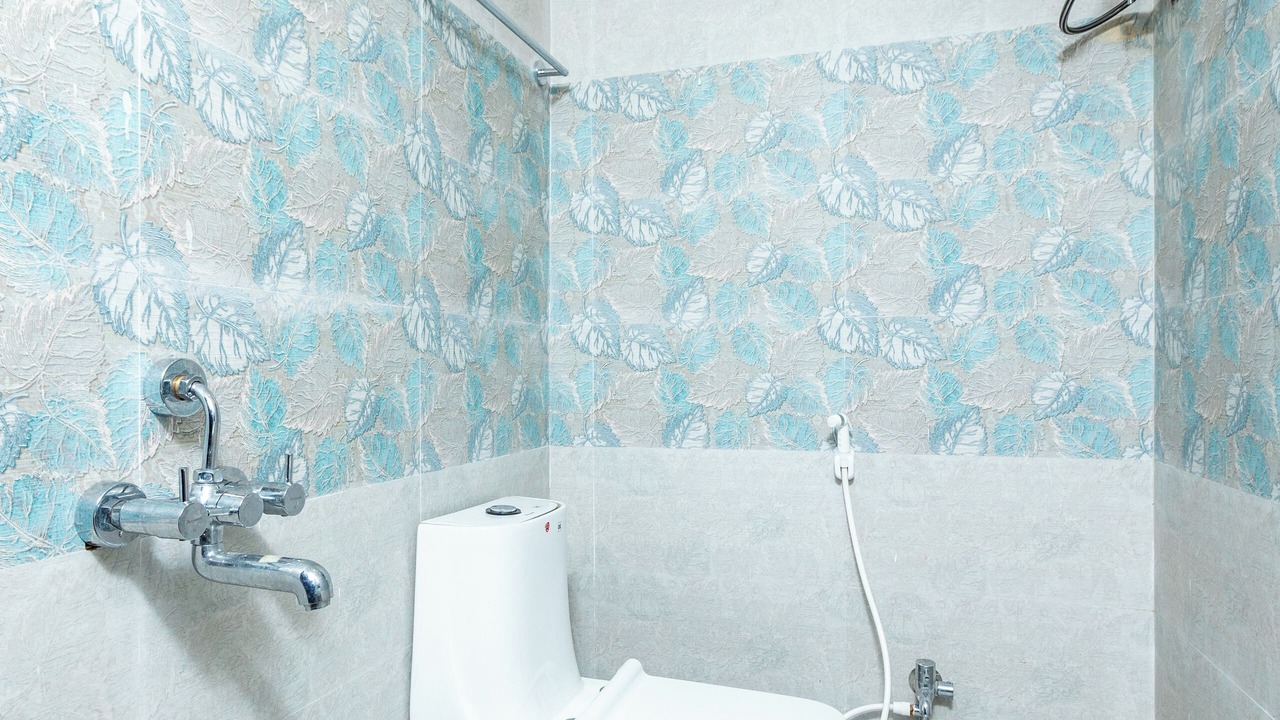 Photo of Bathroom in Ooty