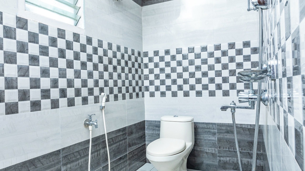 Photo of Bathroom in Ooty