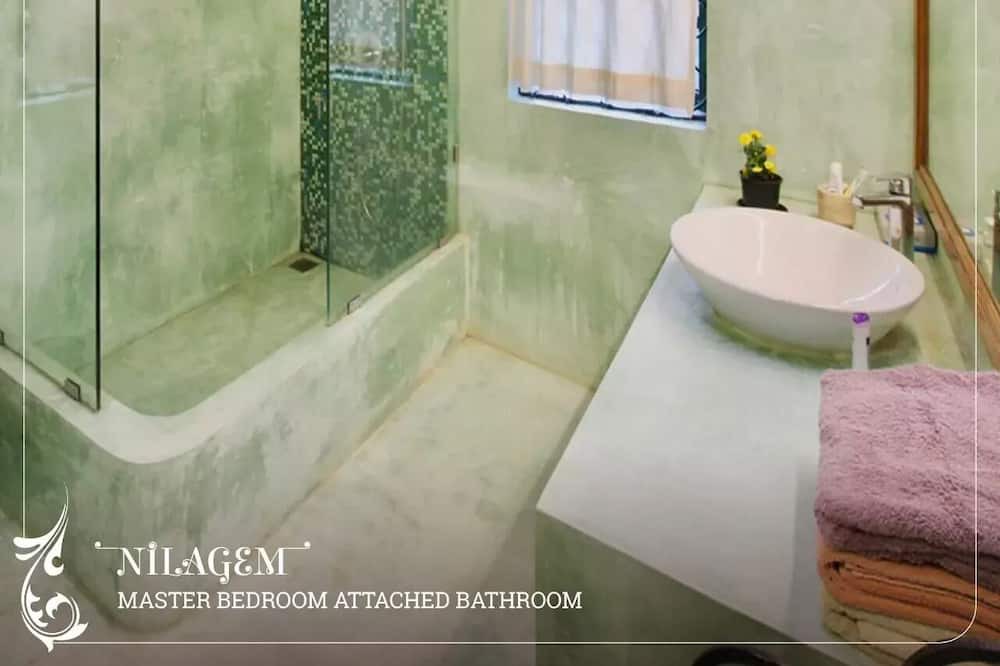 Photo of Bathroom in Aradi Socorro