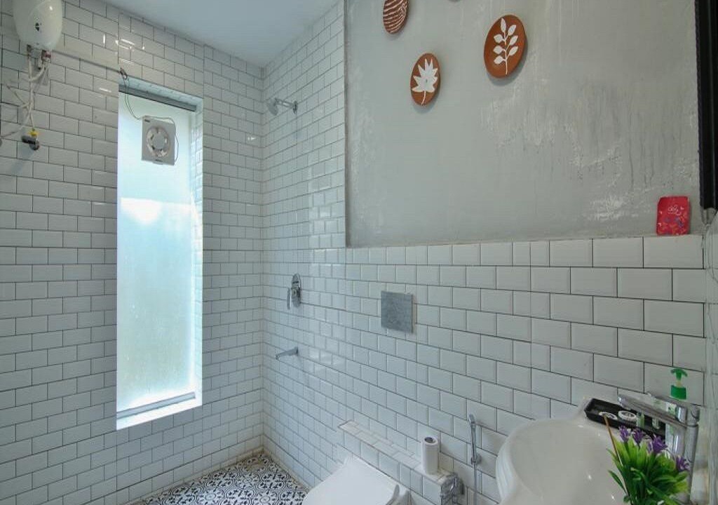 Photo of Bathroom in Avarghani