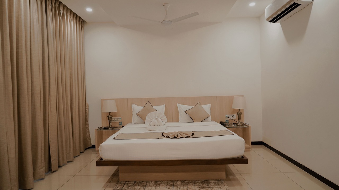Photo of Bedroom in Desuri