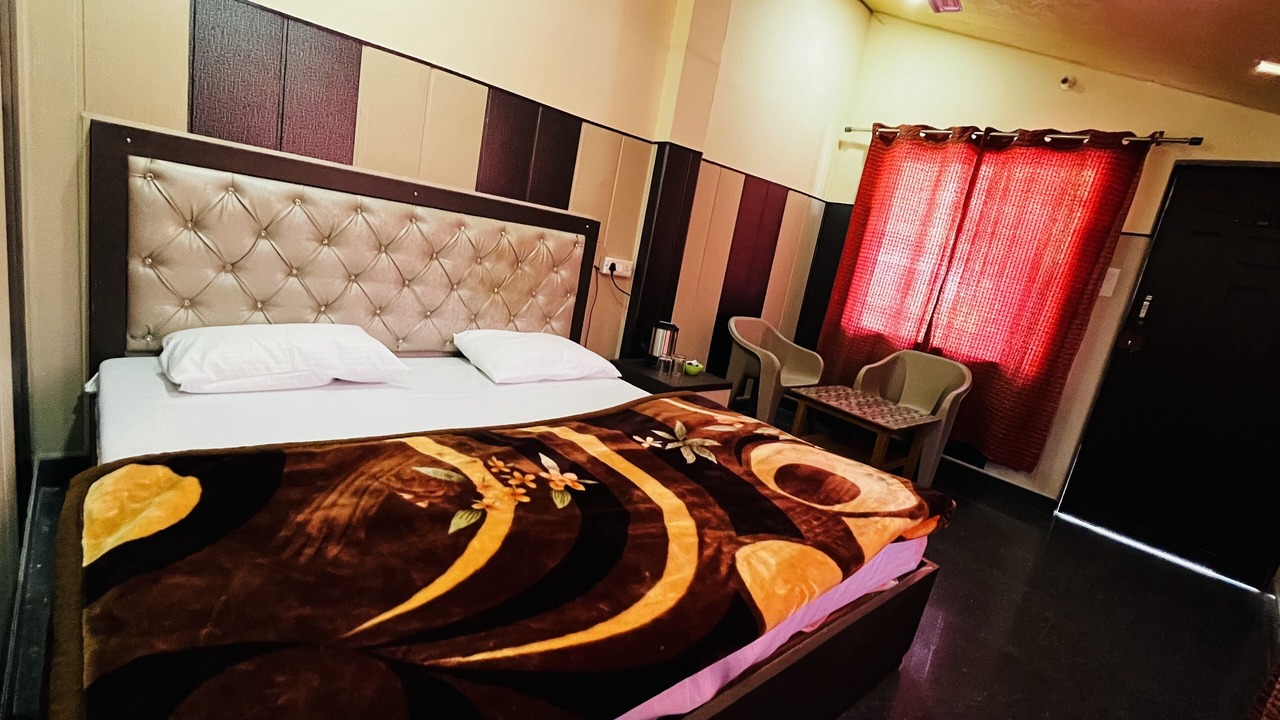 Photo of Bedroom in Dhunar Gaon