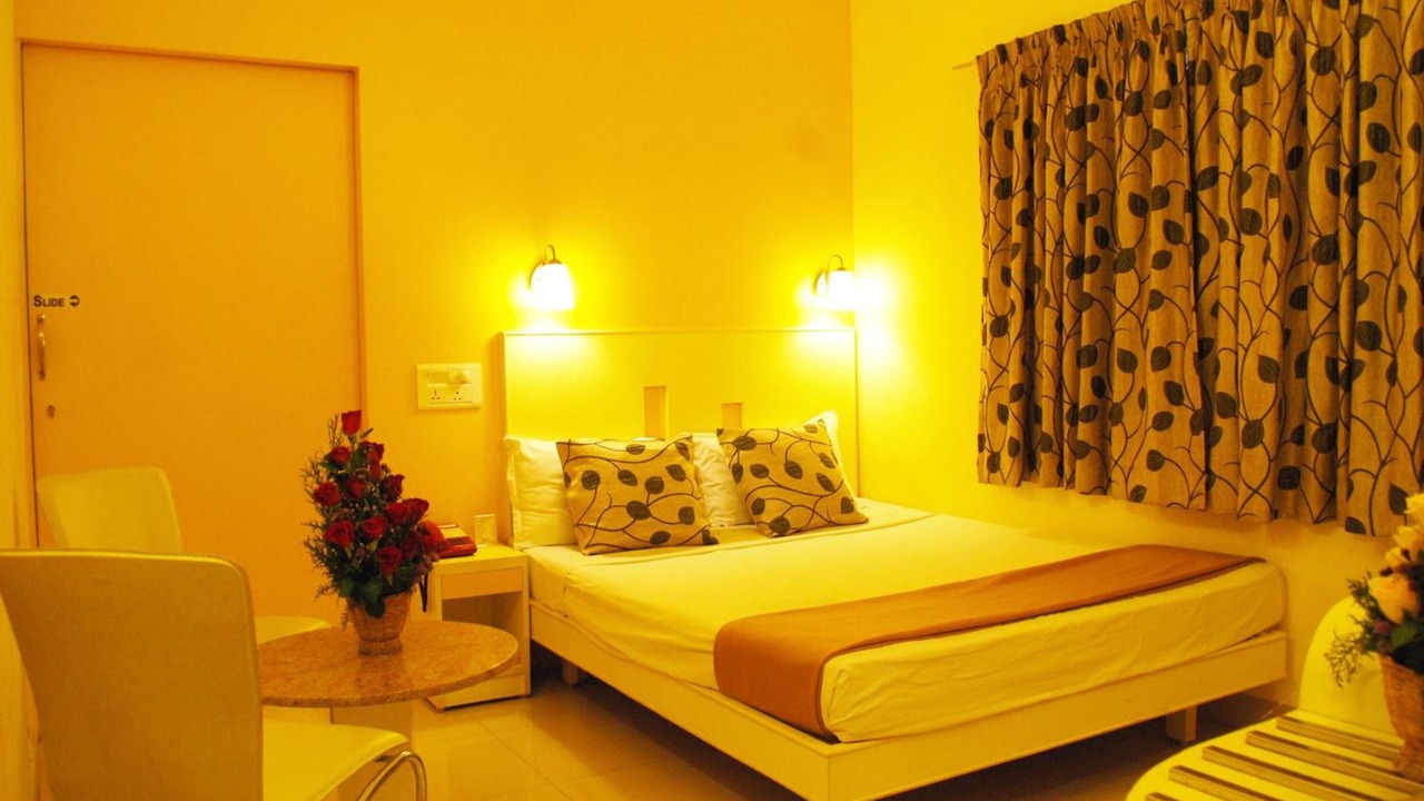Photo of Bedroom in Egmore