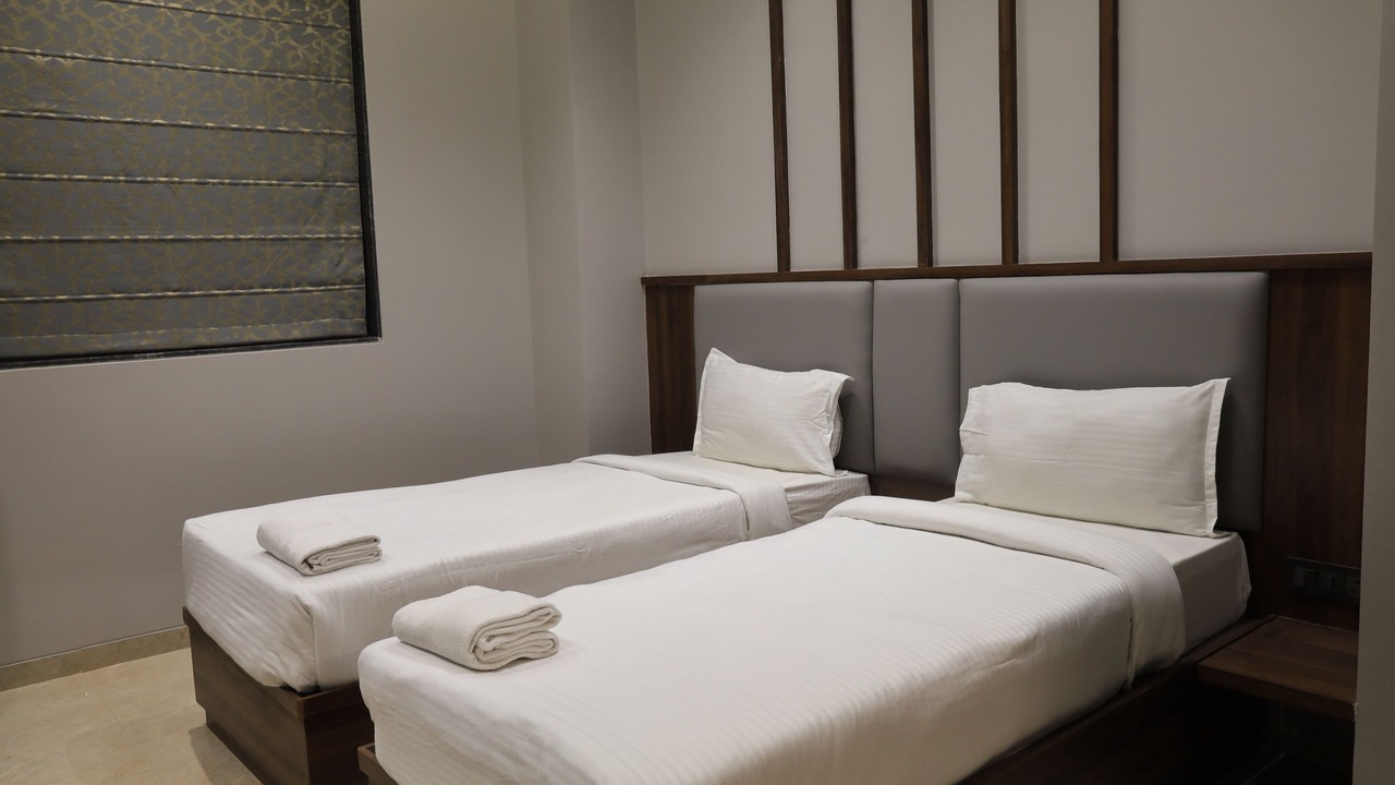 Photo of Bedroom in Hadapsar