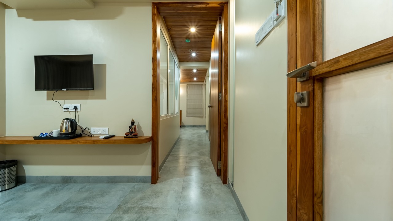 Photo of Bedroom in Hadapsar