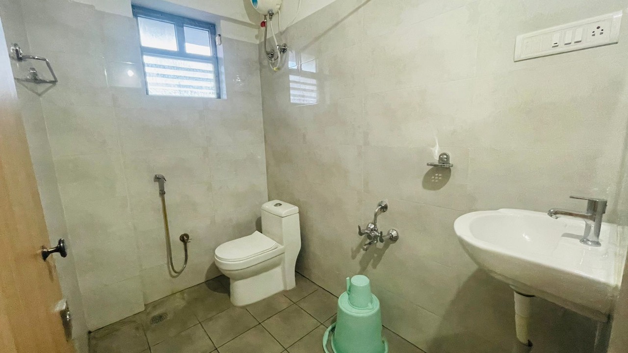 Photo of Bathroom in Kalasipalya