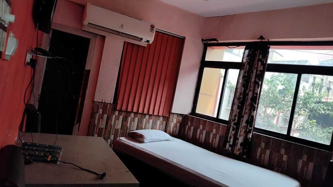 Photo of Bedroom in Kalighat