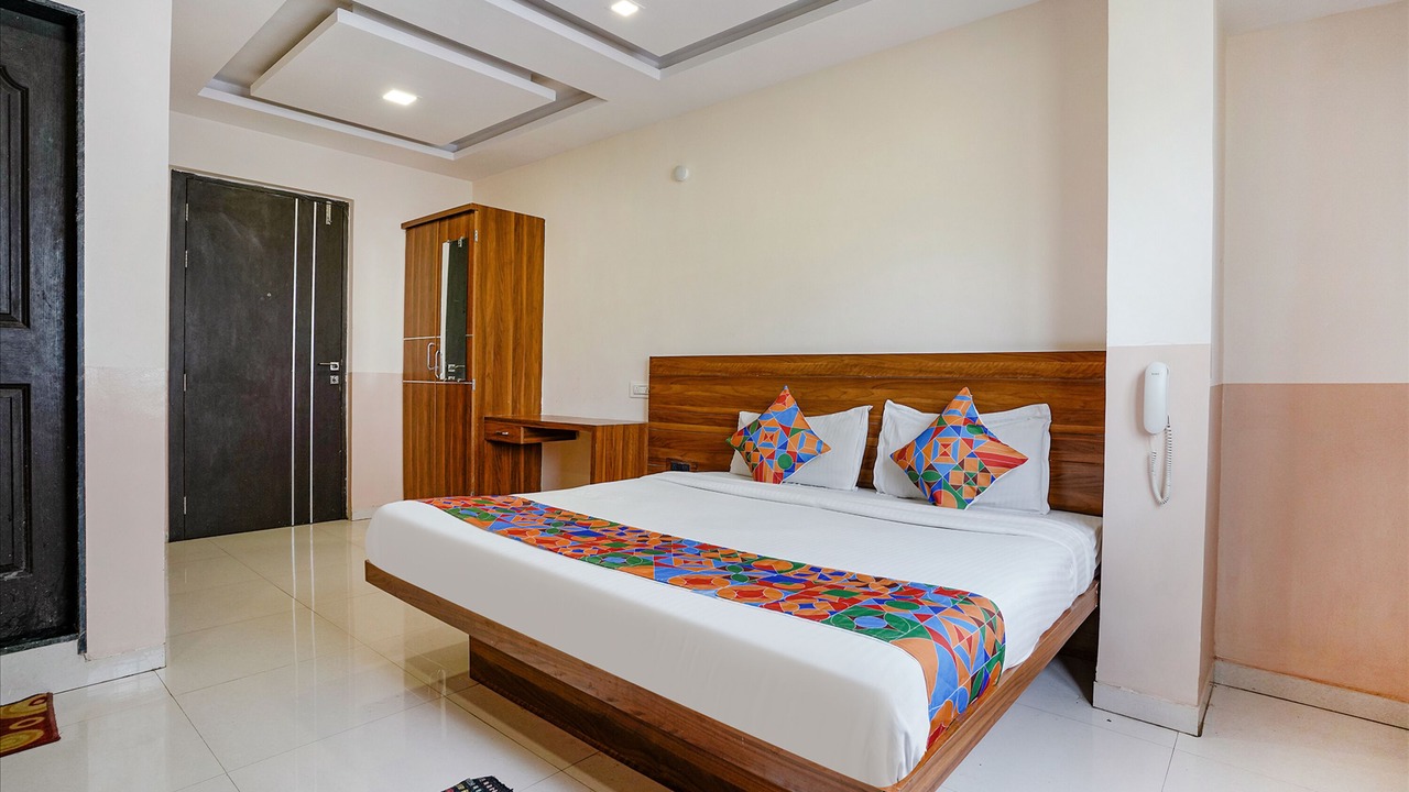 Photo of Bedroom in Bavdhan