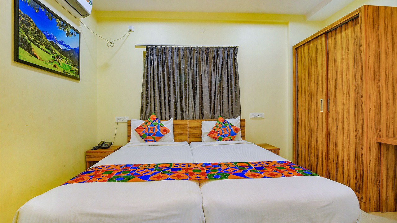 Photo of Bedroom in HBR Layout