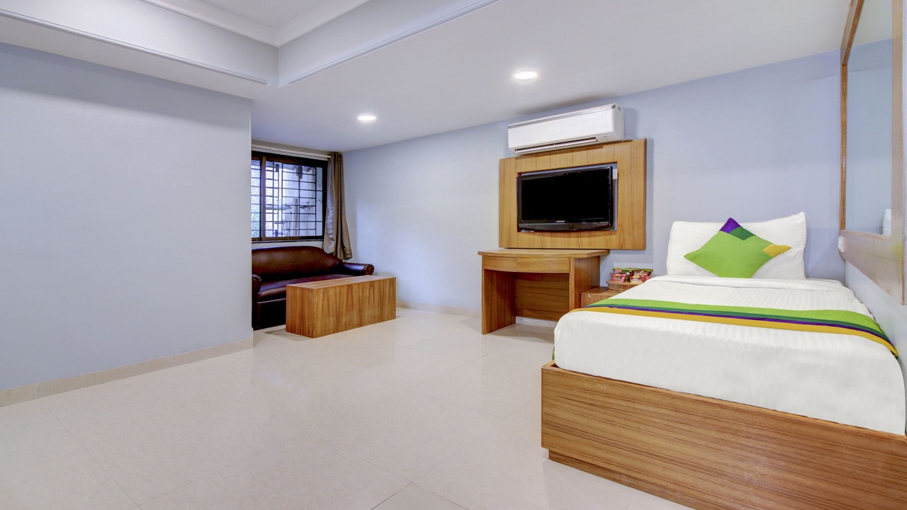 Photo of Bedroom in Santacruz West