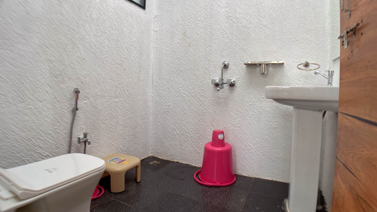 Photo of Bathroom in Ambavna