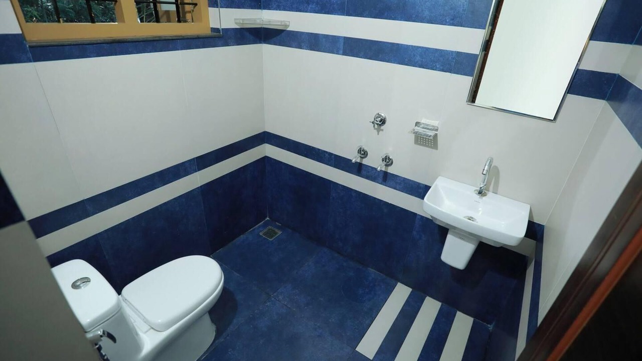 Photo of Bathroom in Thiruvananthapuram