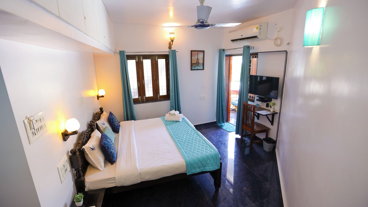 Photo of Bedroom in White Town