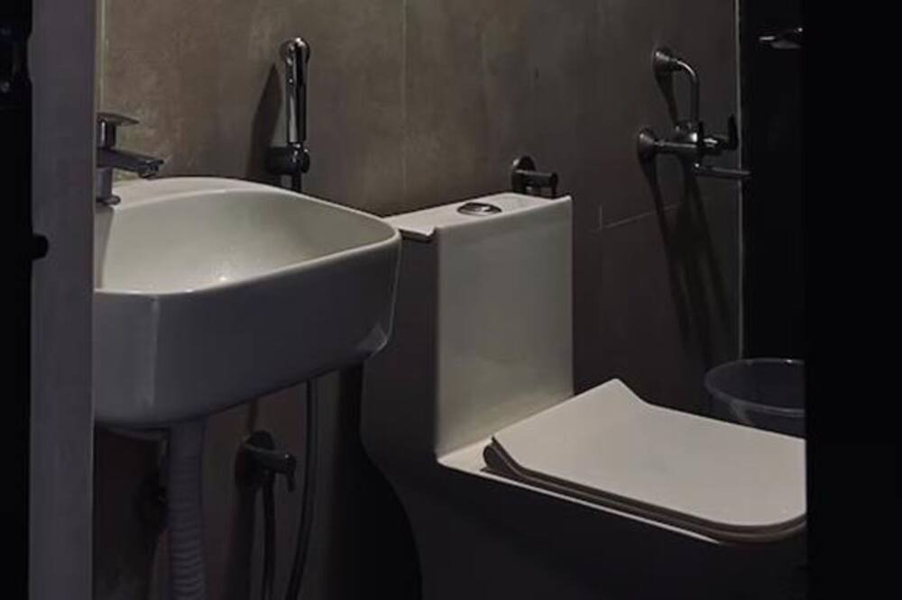 Photo of Bathroom in Royapettah