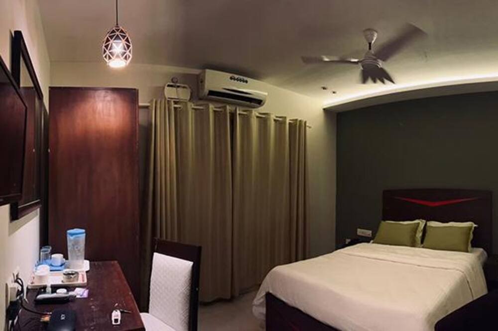 Photo of Bedroom in Royapettah