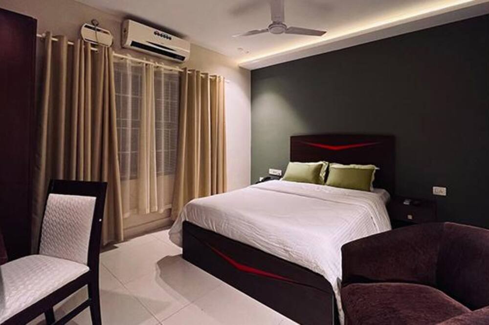 Photo of Bedroom in Royapettah