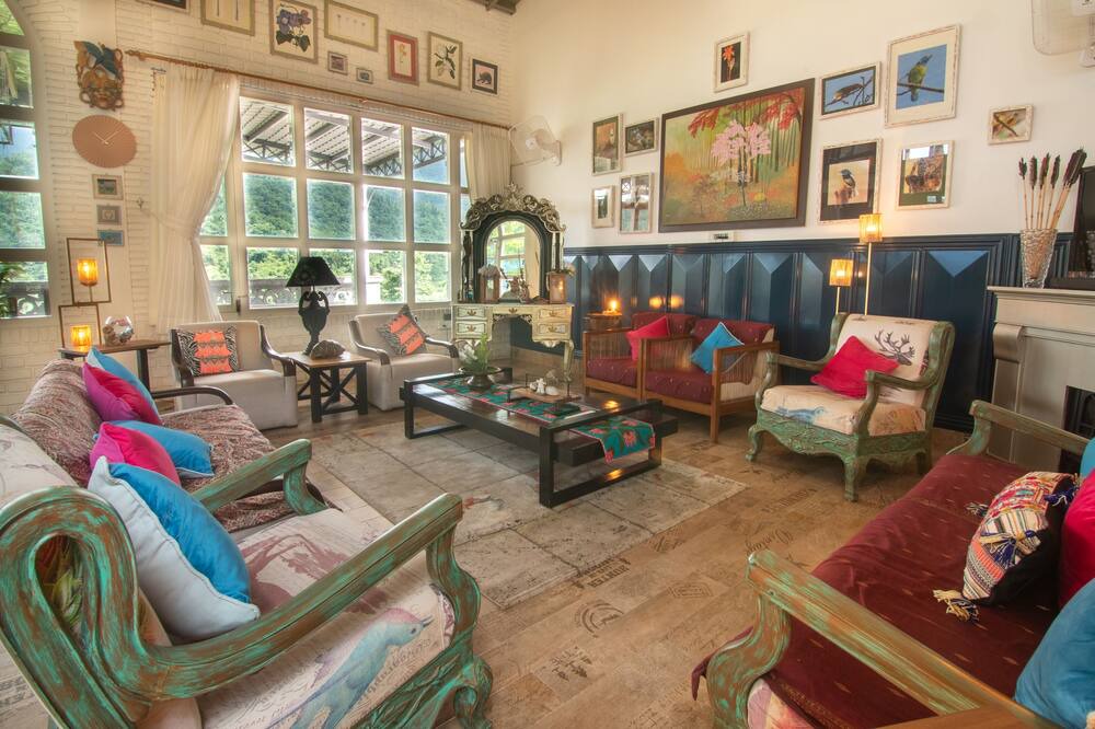 Photo of Livingroom in Bullawala