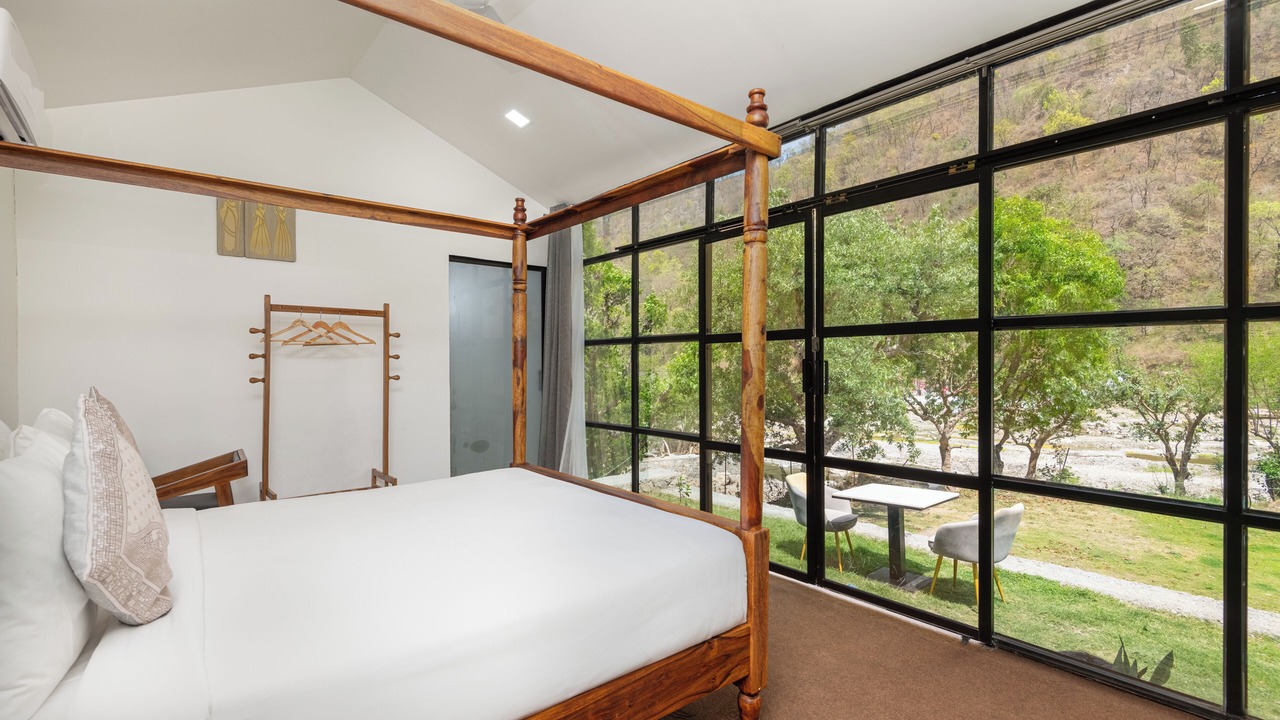 Photo of Bedroom in Taliyal Gaon