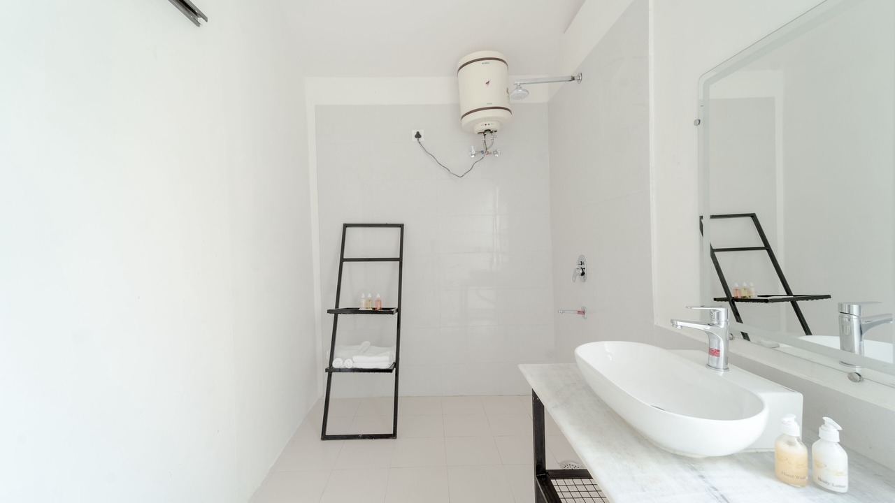 Photo of Bathroom in Taliyal Gaon