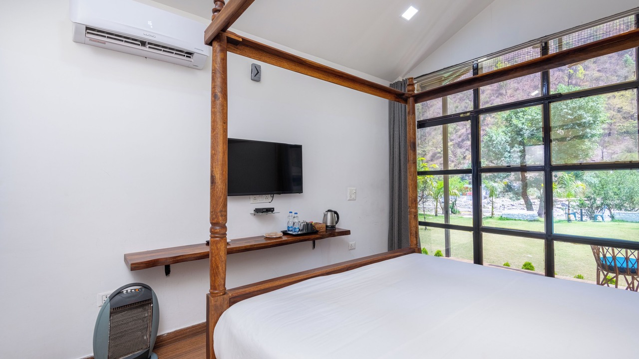 Photo of Bedroom in Taliyal Gaon