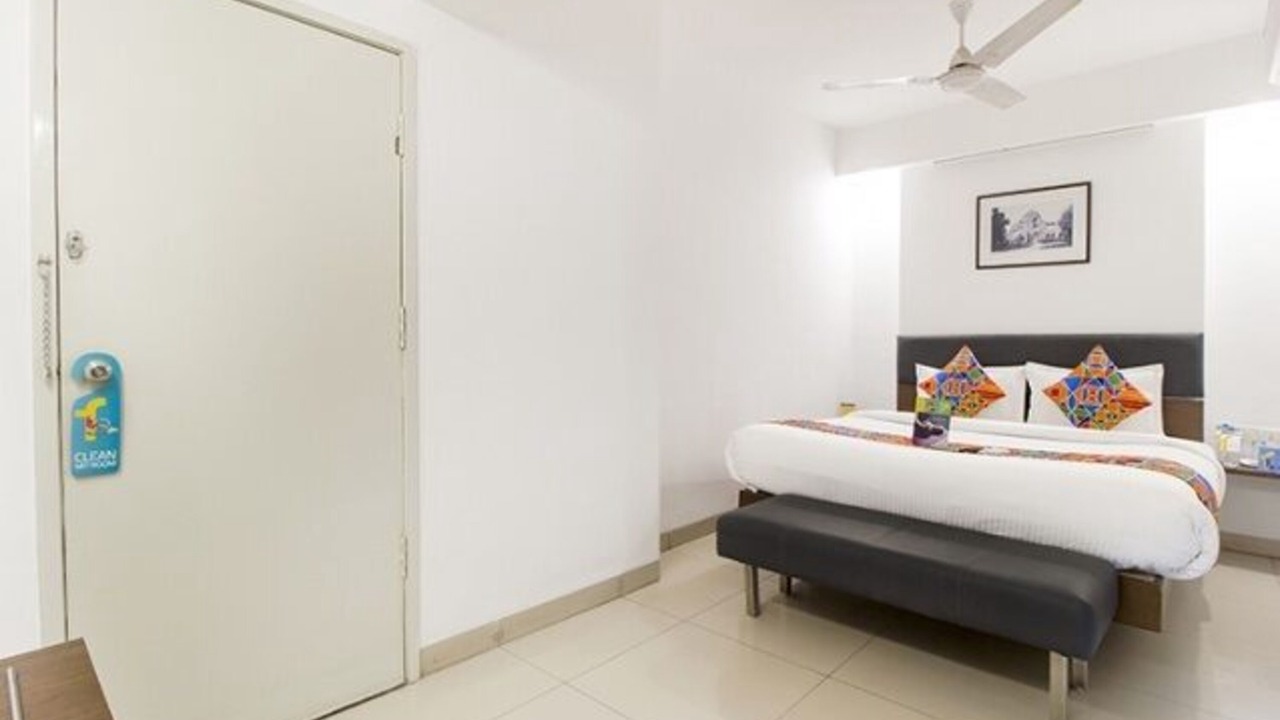Photo of Bedroom in Sayajiganj