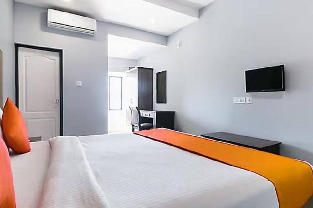 Photo of Bedroom in Shenoys