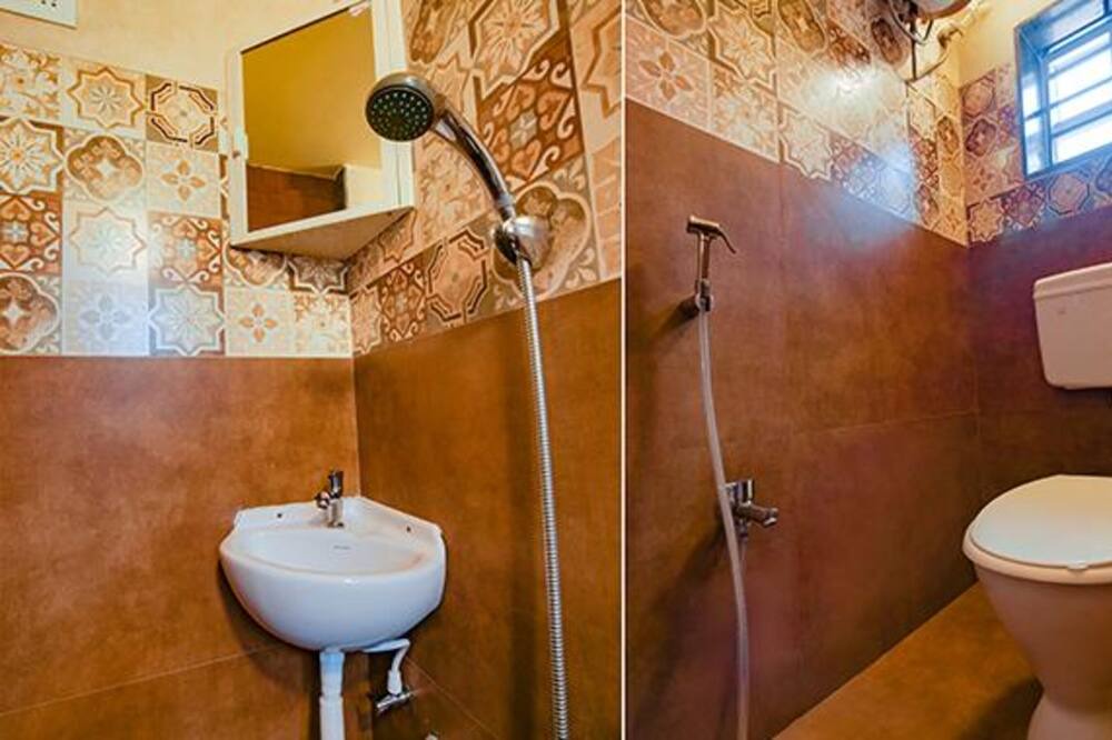 Photo of Bathroom in Madipakkam