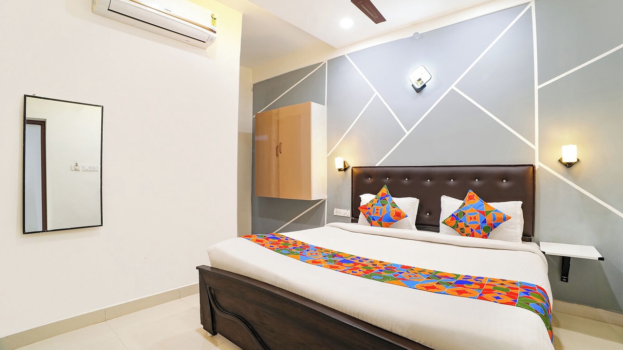 Photo of Bedroom in Royapettah