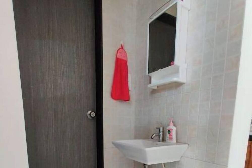 Photo of Bathroom in Hinjawadi