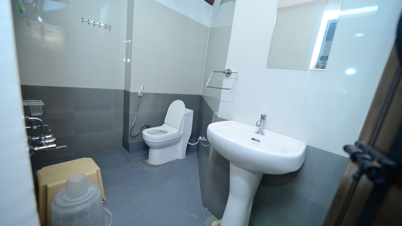 Photo of Bathroom in Kushalnagar