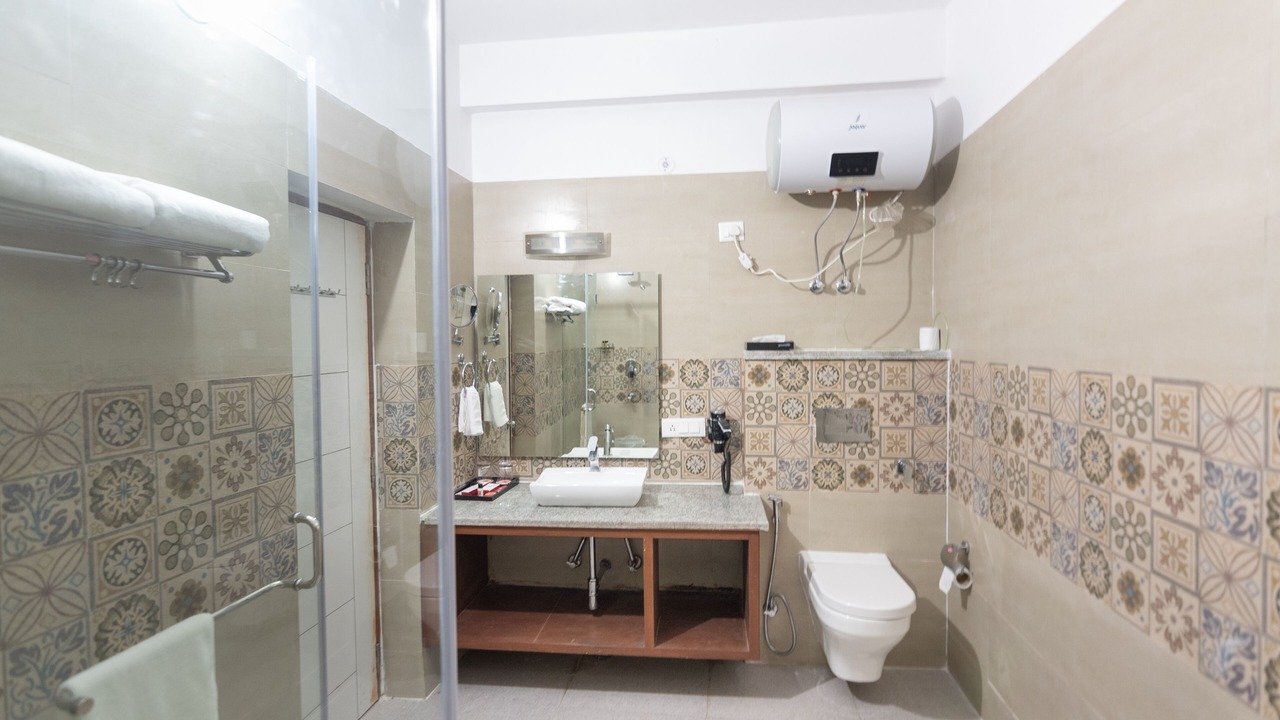 Photo of Bathroom in Tehri