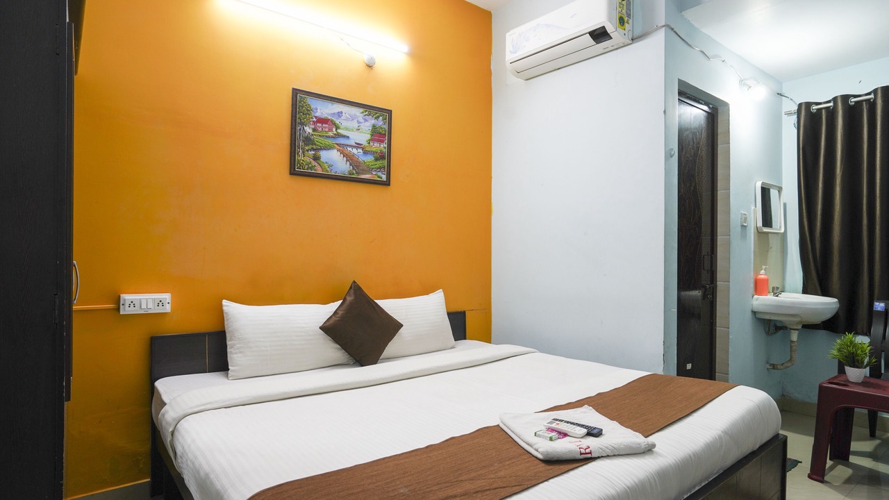 Photo of Bedroom in Kukatpally Housing Board Colony