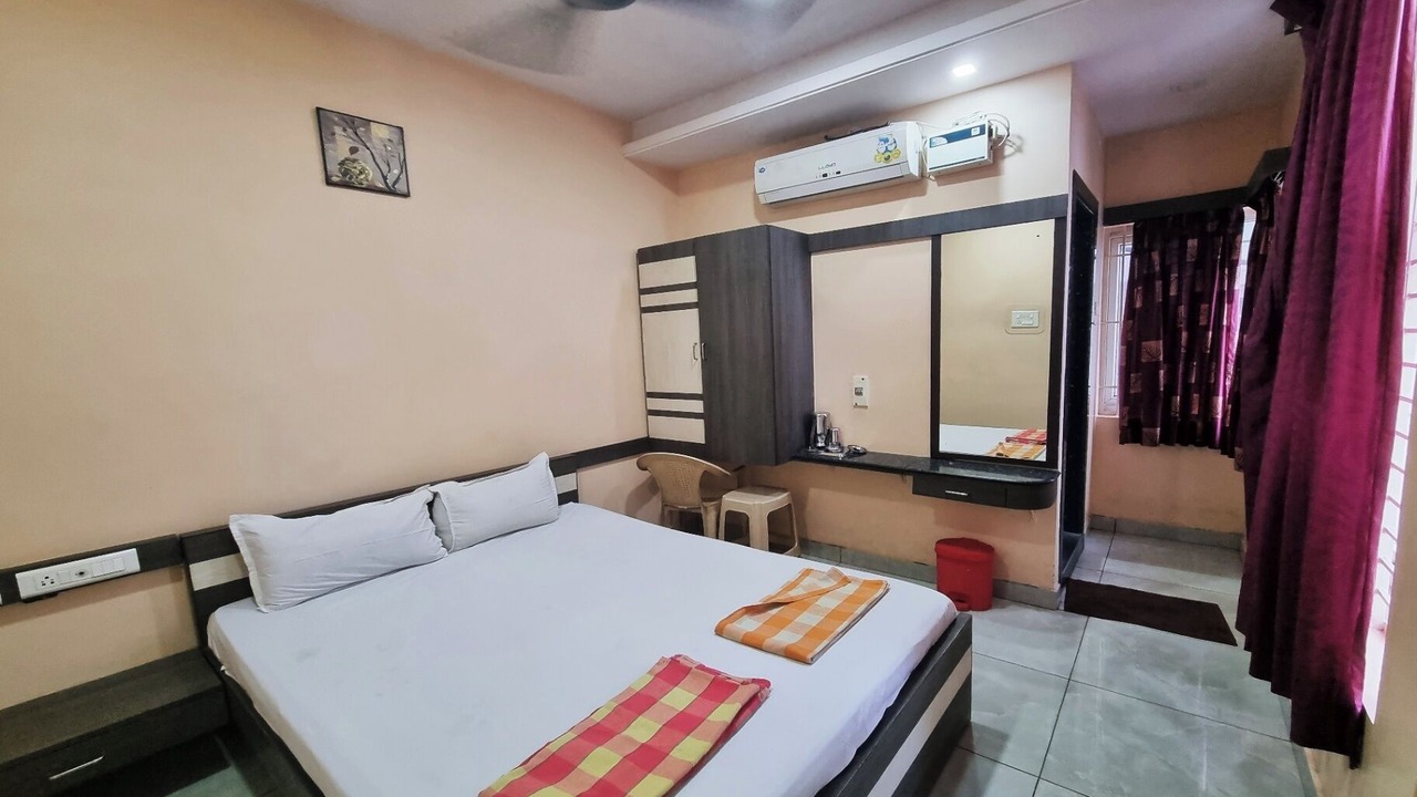 Photo of Bedroom in Tiruchirappalli