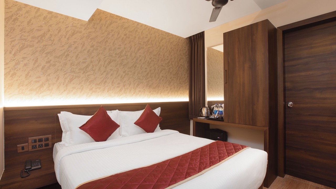Photo of Bedroom in Mylapore Tiruvallikk