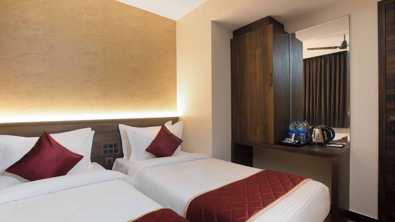 Photo of Bedroom in Mylapore Tiruvallikk