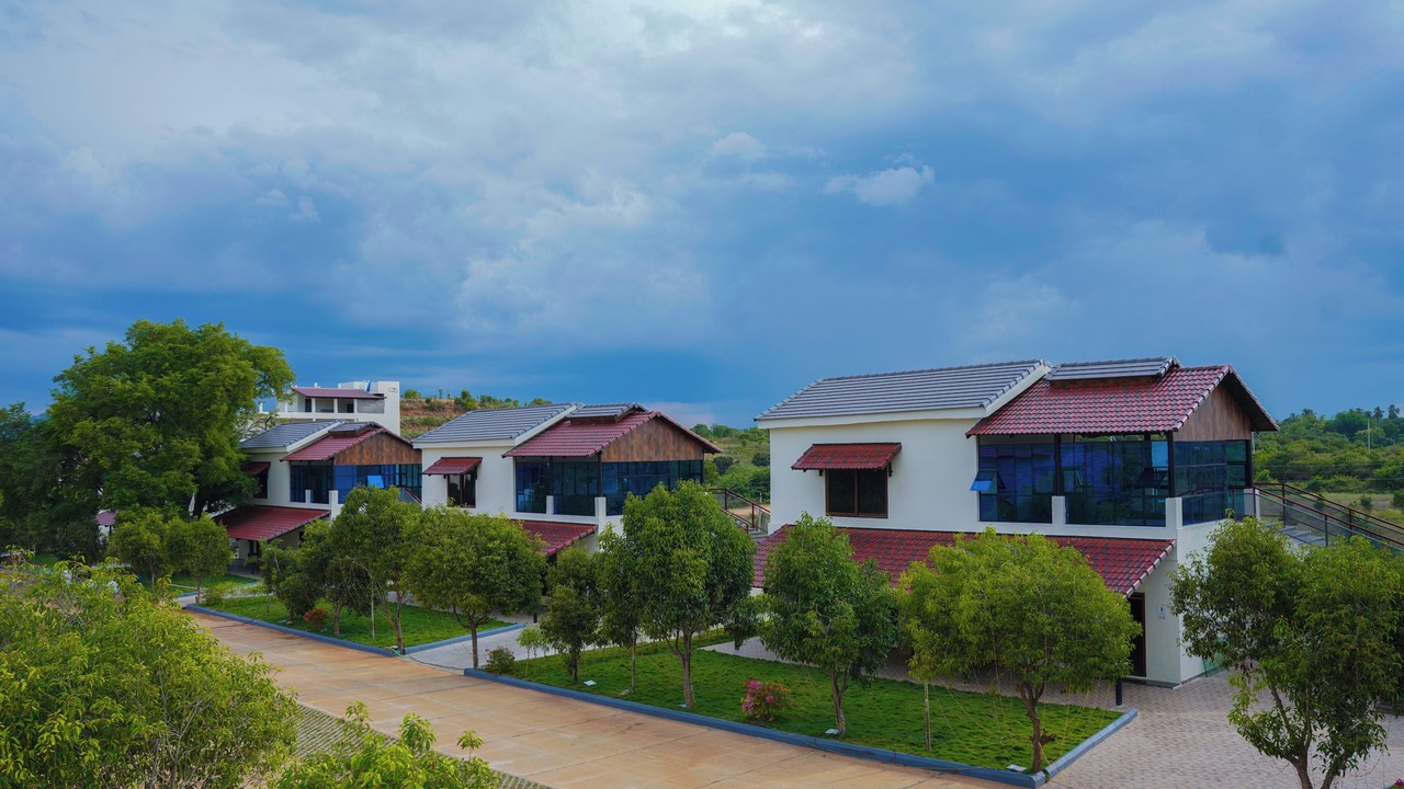 Photo of Outdoor in Vayalipad