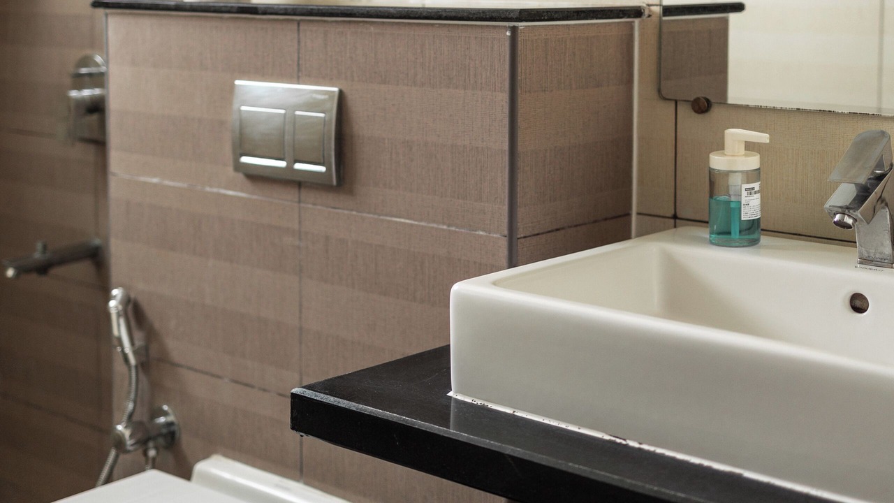 Photo of Bathroom in Rajajinagar
