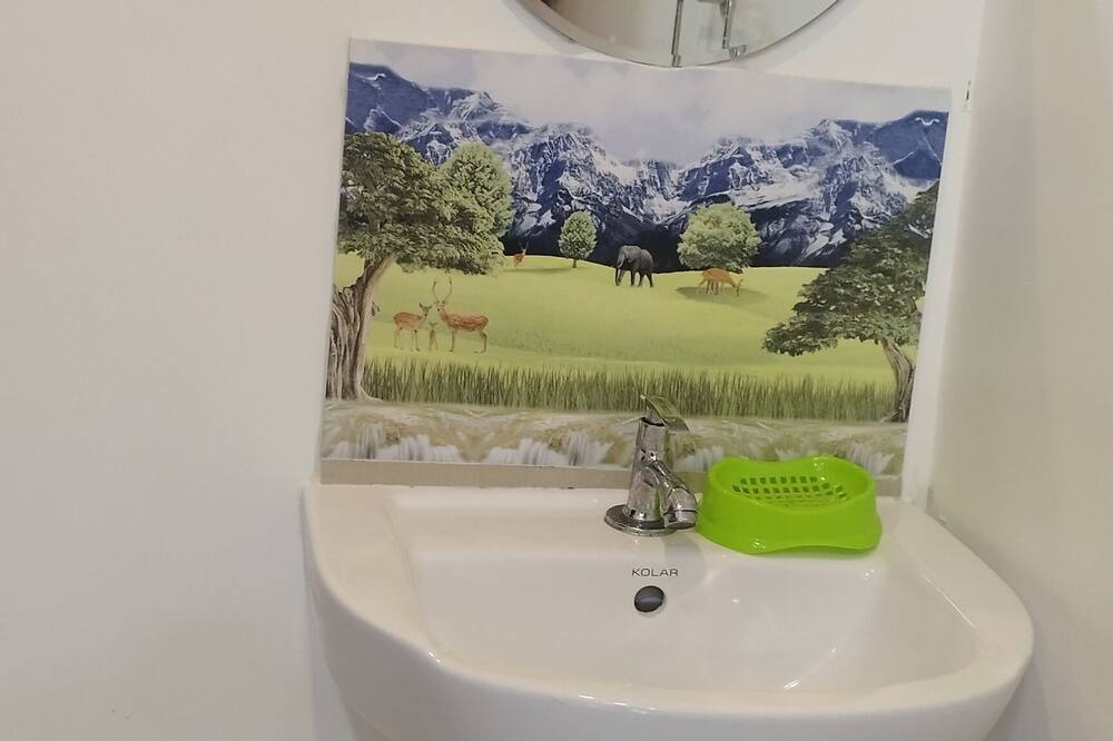 Photo of Bathroom in Kalapettai