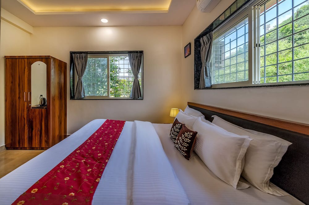 Photo of Bedroom in Lavasa