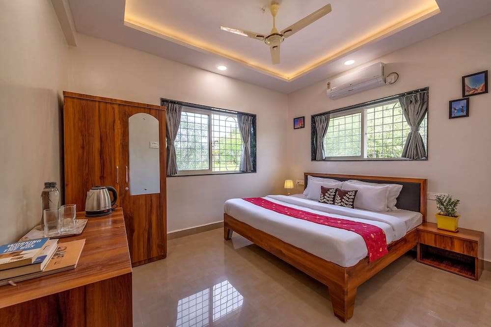 Photo of Bedroom in Lavasa