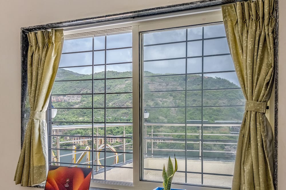 Photo of Bedroom in Lavasa