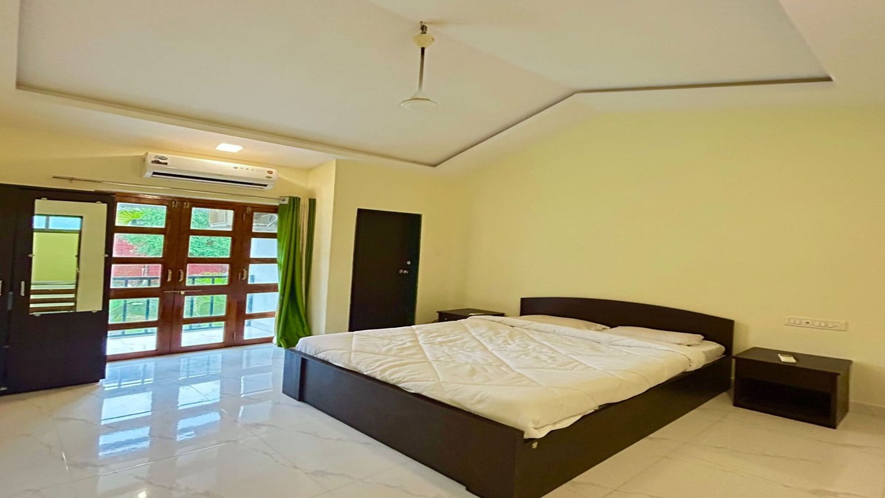 Photo of Bedroom in Guhagar