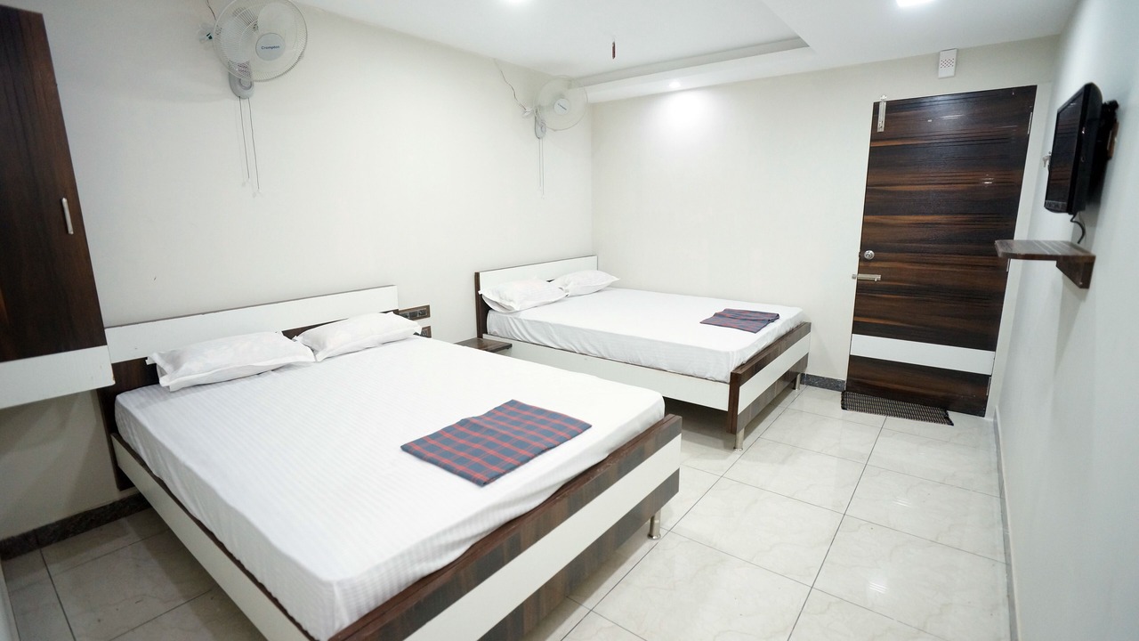 Photo of Bedroom in Tiruchirappalli