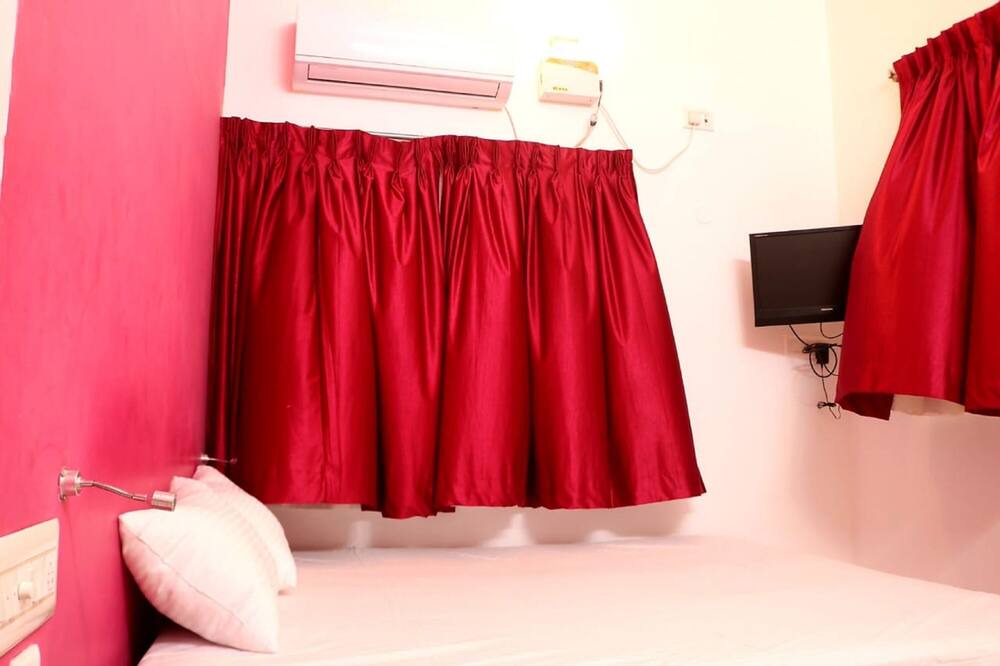 Photo of Bedroom in Kalapet