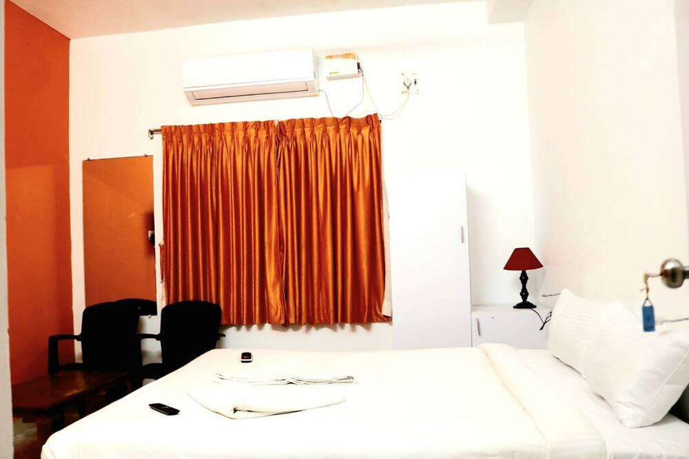 Photo of Bedroom in Kalapet