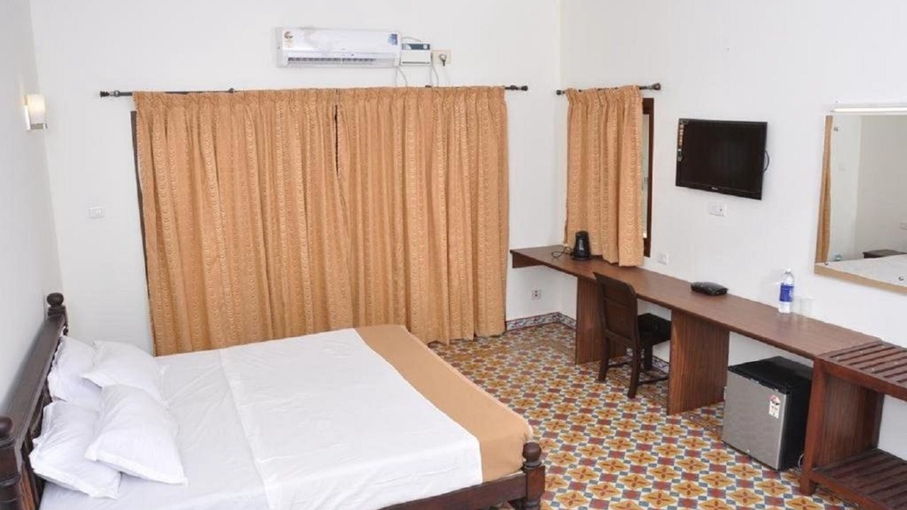 Photo of Bedroom in Karaikudi