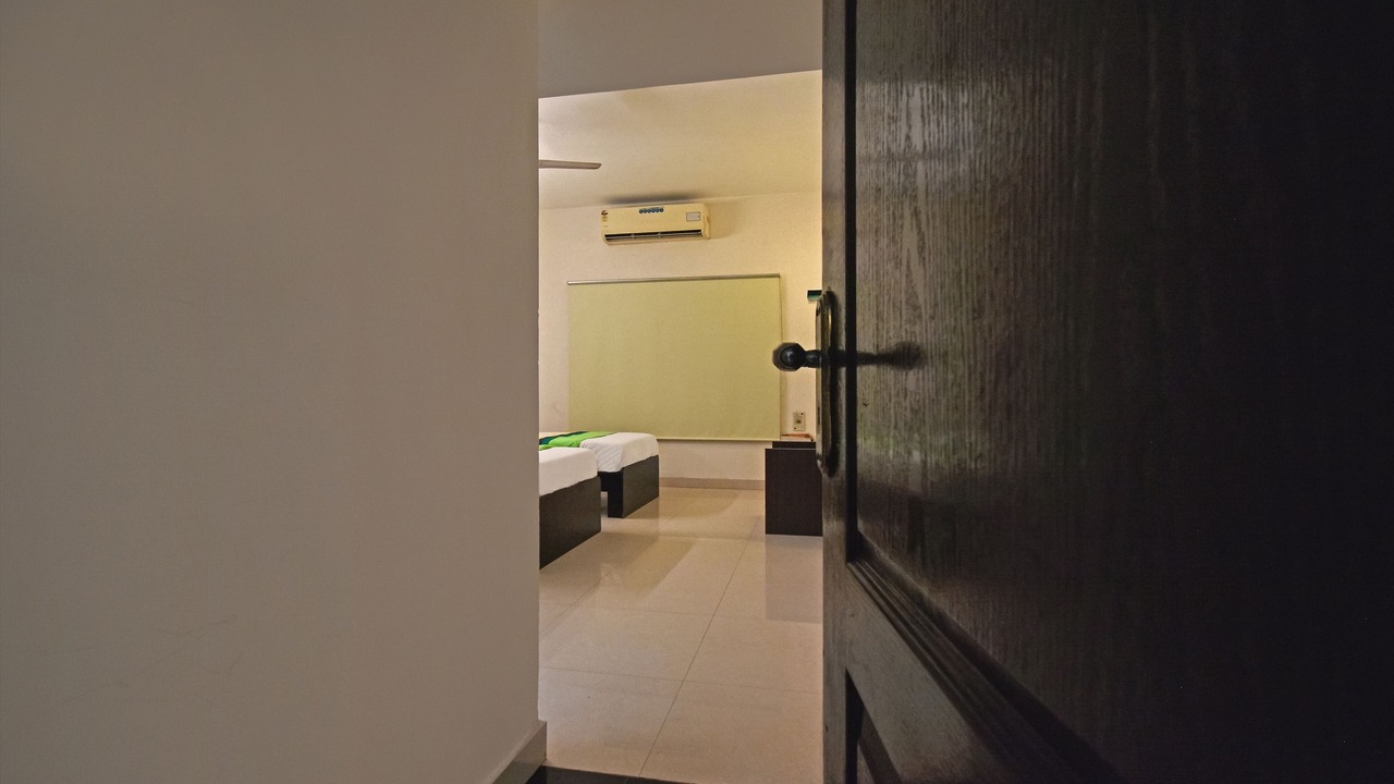 Photo of Bedroom in Thoraipakkam